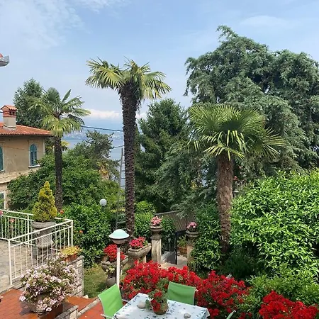 Apartment Nika 3 *
